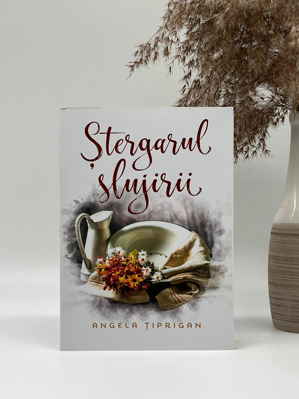 Ștergarul slujirii - 
Țiprigan Angela
